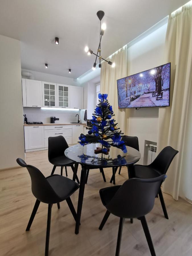 Soborna Apartment Rivne Eksteriør bilde