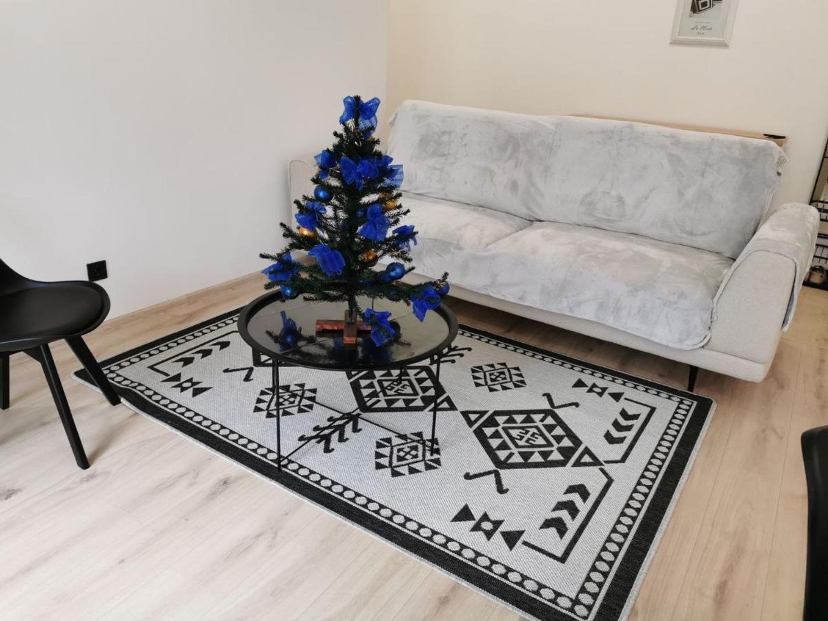 Soborna Apartment Rivne Eksteriør bilde
