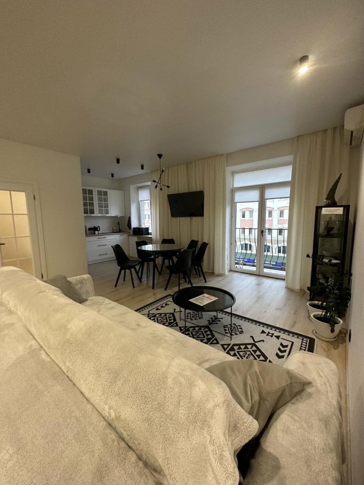 Soborna Apartment Rivne Eksteriør bilde