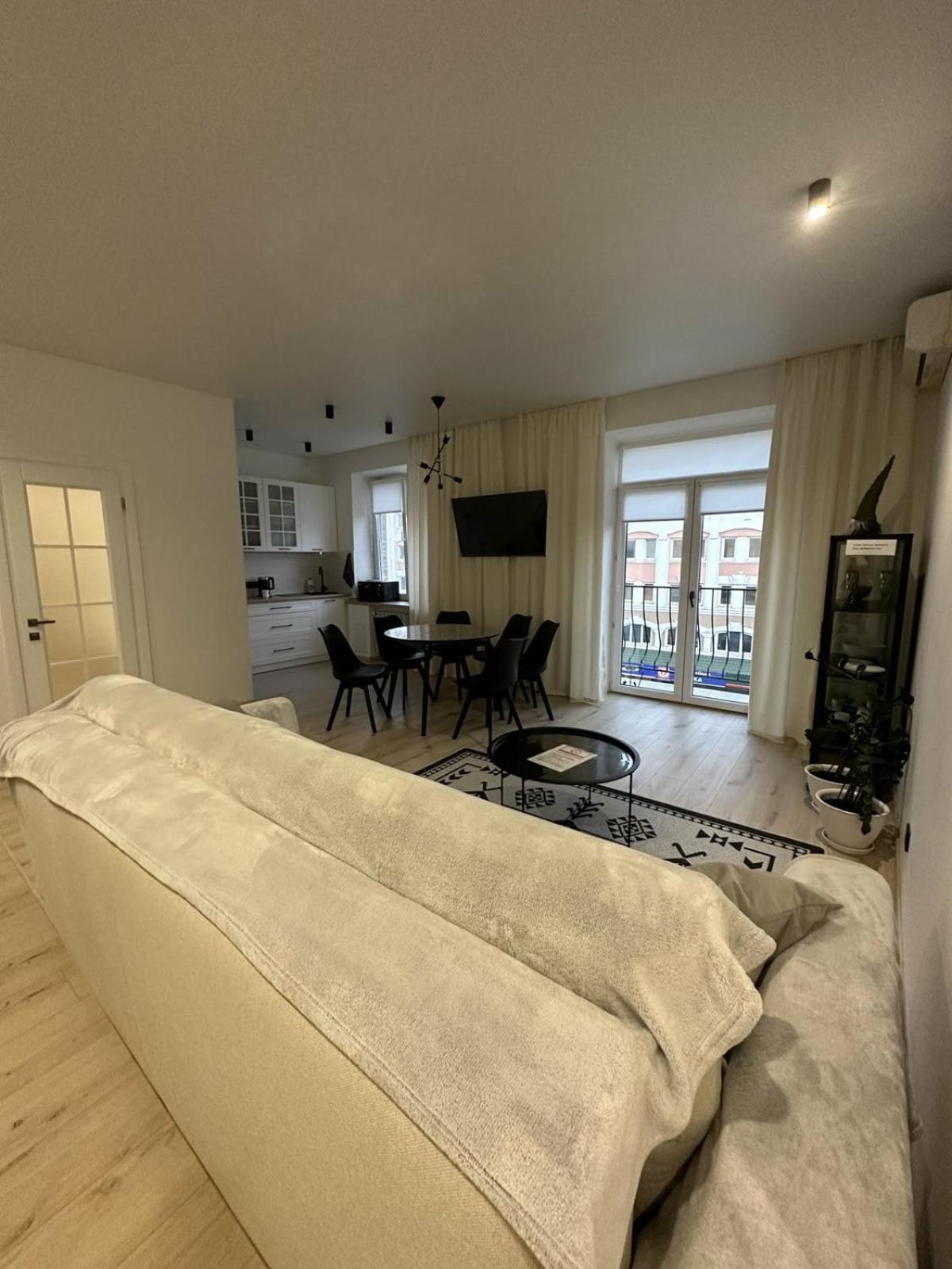 Soborna Apartment Rivne Eksteriør bilde