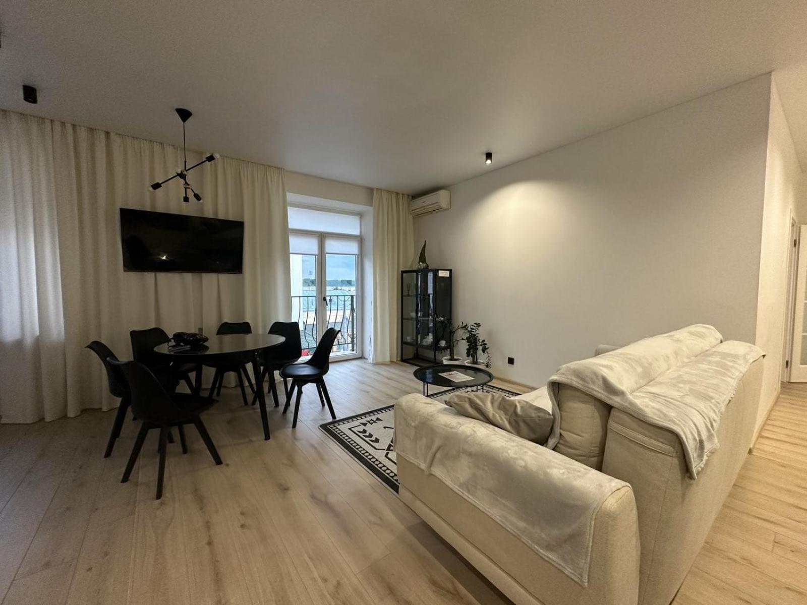 Soborna Apartment Rivne Eksteriør bilde